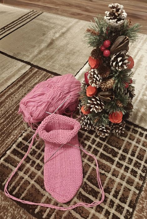 Handmade Pulovere,Veste,Șosete,Cipici – personalizate pe comanda