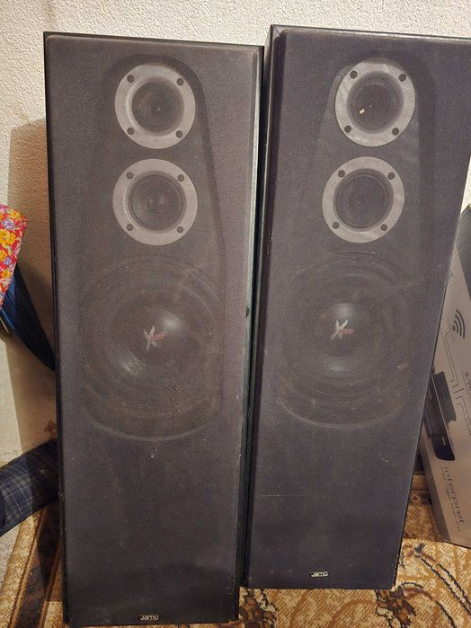 JAMO SUB 250 субуфер + тонколони JAMO STUDIO 180