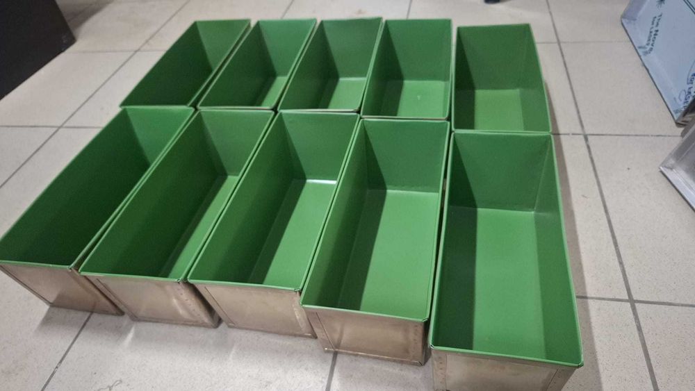 Oferta !!!  Tava  teflonata din inox aisi 304 teflonata !