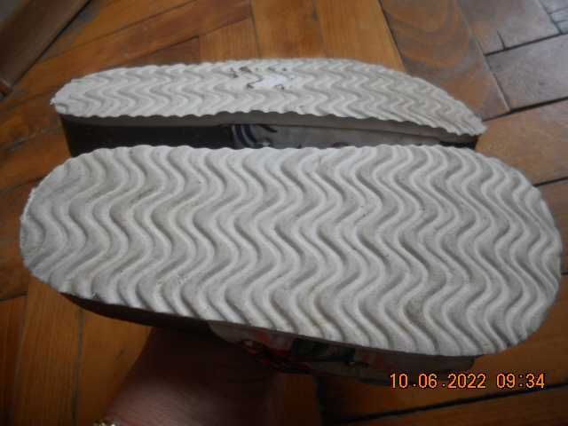 Детски      чехлички