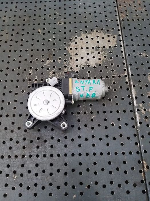 Motoras macara stanga fata opel antara a l07 25926017