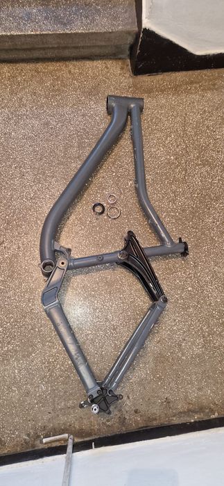 Vând cadru kona stinky LT 2011 (L)