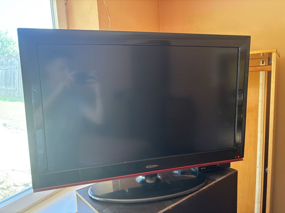 Vand televizor diagonala 80