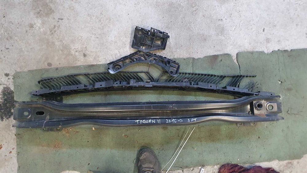 suporti bara spate Vw Tiguan 2