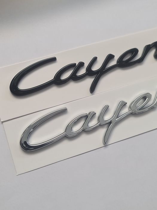 Emblema-Sigla-Logo-Stema-Haion-Spate-Porsche-Cayenne-Cromata-Negru-Lucios