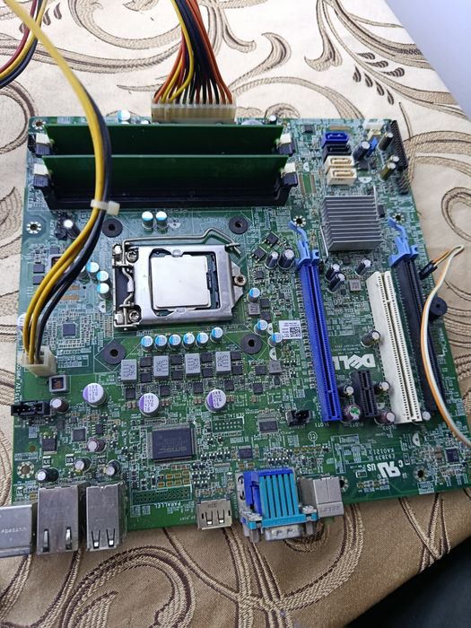 Vând trei kit uri PC office