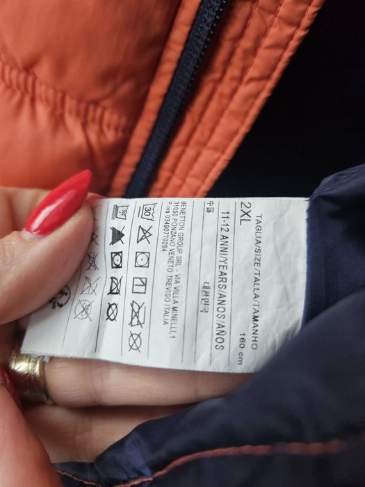 Geaca United colors of Benetton