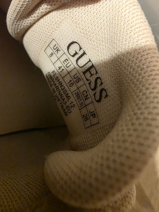 Pantofi/adidasi Guess,41