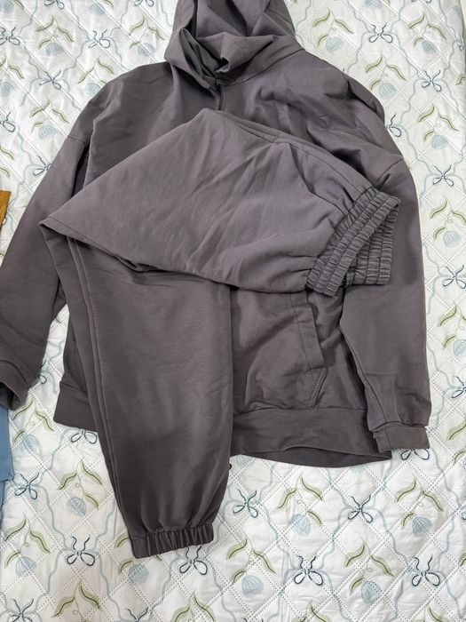 Продам спортивку серую