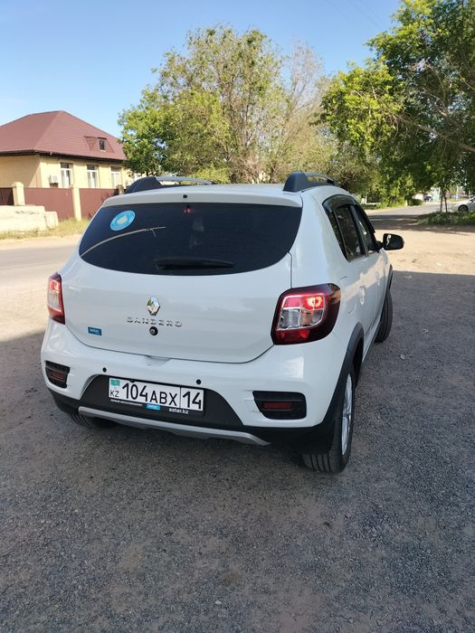 Продам Рено Сандеро