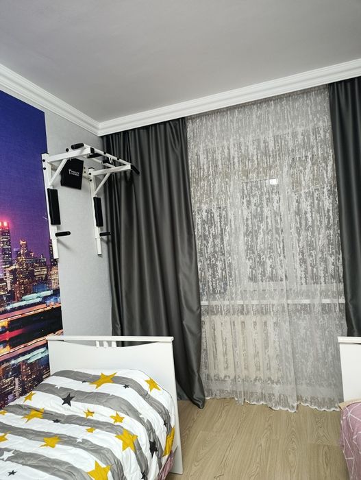 Продам шторы с тюлью