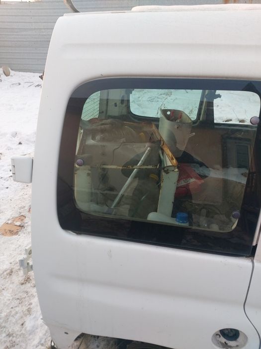 Пежо партнёр Автомобиля