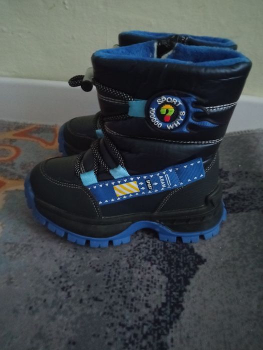 Зимняя детская обувь