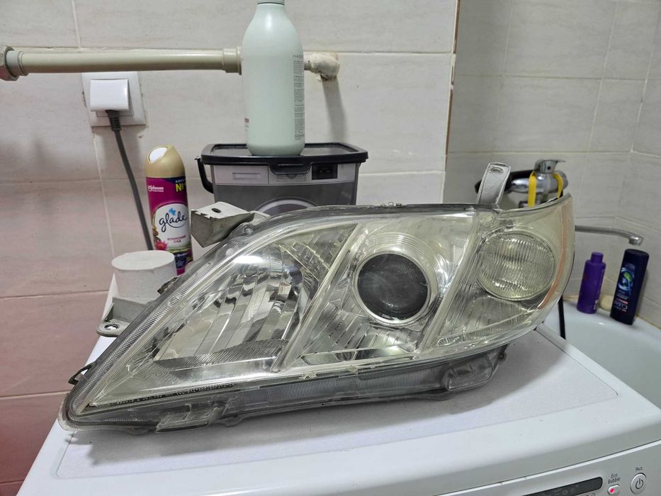 Camry 40 Europe фар Левый L