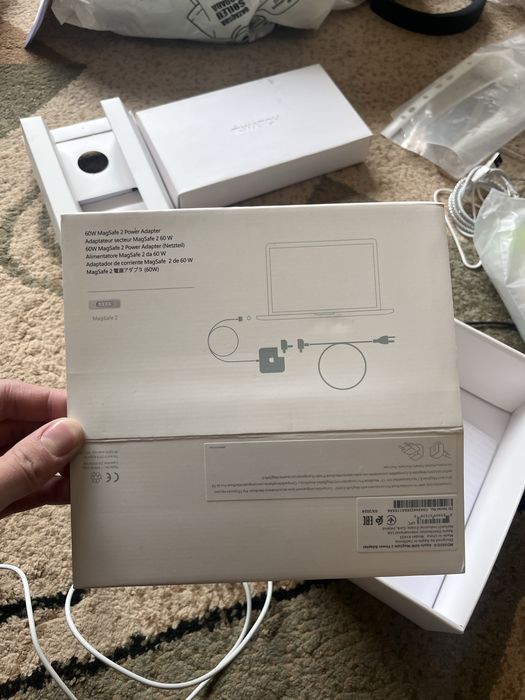 Блок питания Apple MagSafe 2 60W белый