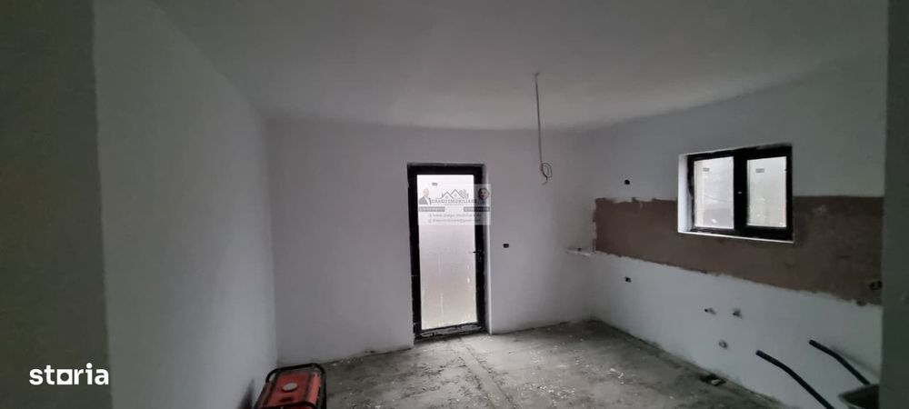 Vilă P+1 | 504 mp teren | Zonă OMV – Str. Primăverii, Adjud/Vrancea