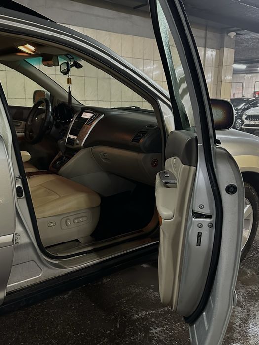 Продам Lexus RX330