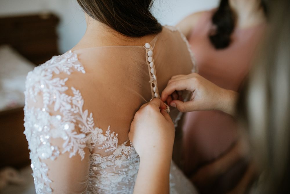 Vând rochie de mireasă