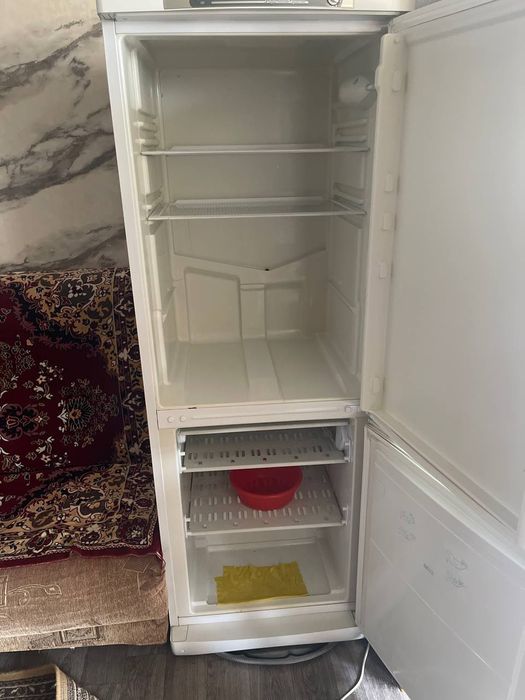 Холодильник INDESIT б/у