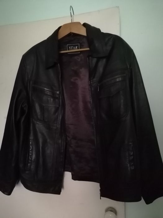Продам кожаные куртки .