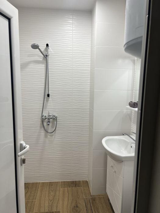 Дава се под наем Едностаен апартамент в Варна, Спортна зала - 40 кв.м за 550 € - Снимка #5