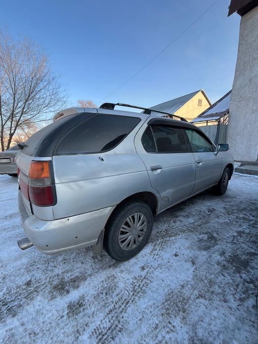 Нисан эрнесса продам