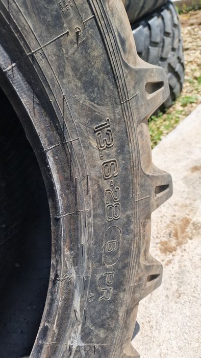ANVELOPĂ agricolă 13.6-28 marca Petlas
