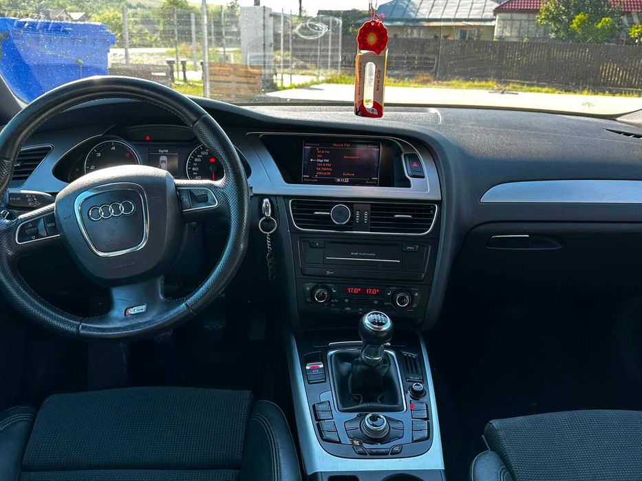 Audi A4 S-line Manual Alb Perlat