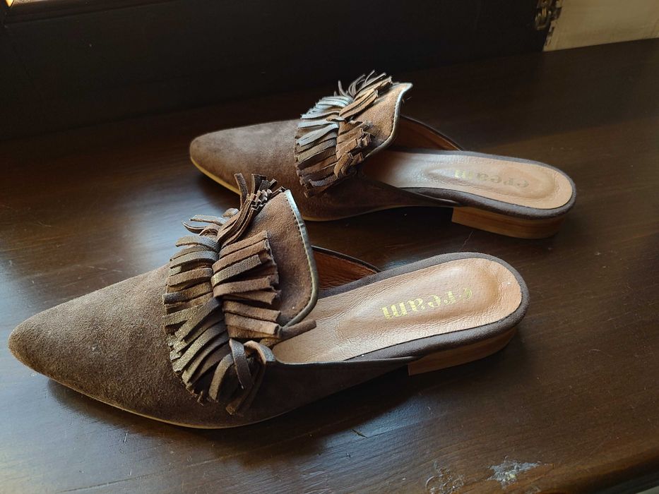 Saboti din piele intoarsa nr. 37 - maro vizon