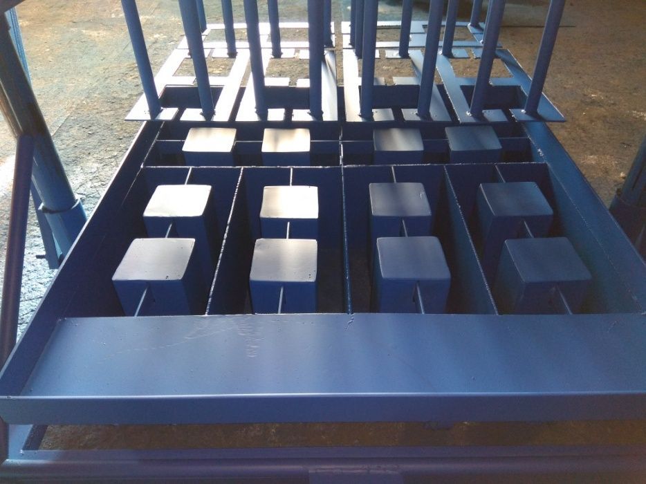 Станок для пескоблока и шлакоблока