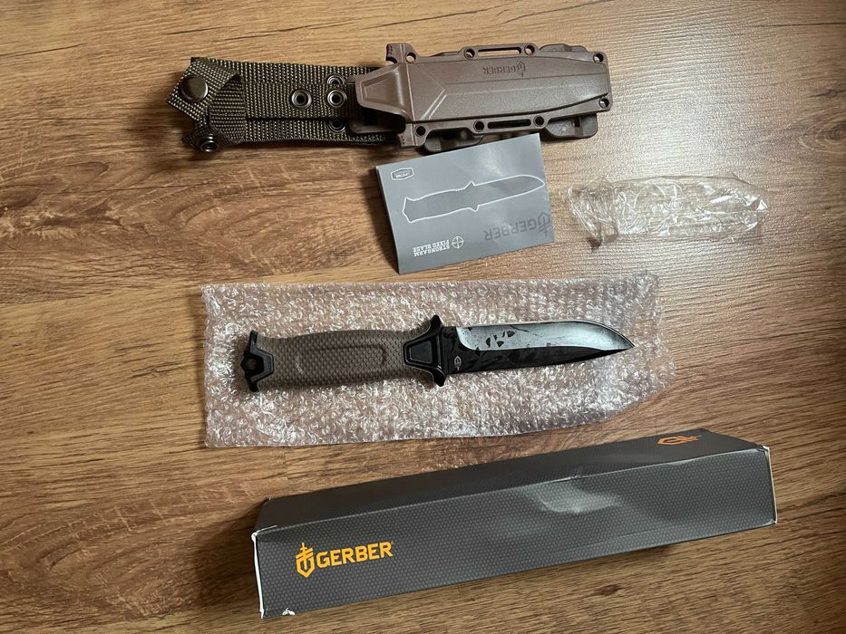 Cutit vanatoare Gerber Strongarm