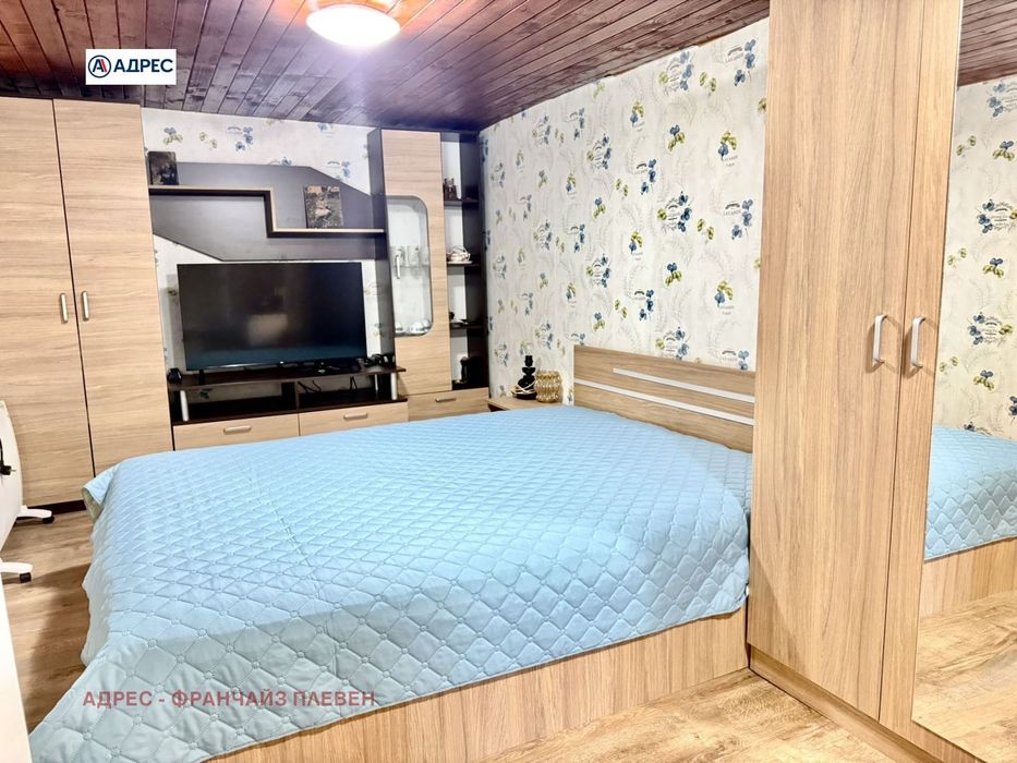 Къща в Враца-Студентски град площ 70 цена 58000