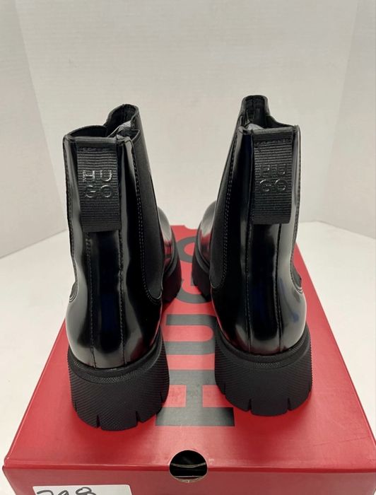 Ботu Hugo Boss - Нови, с кутия!