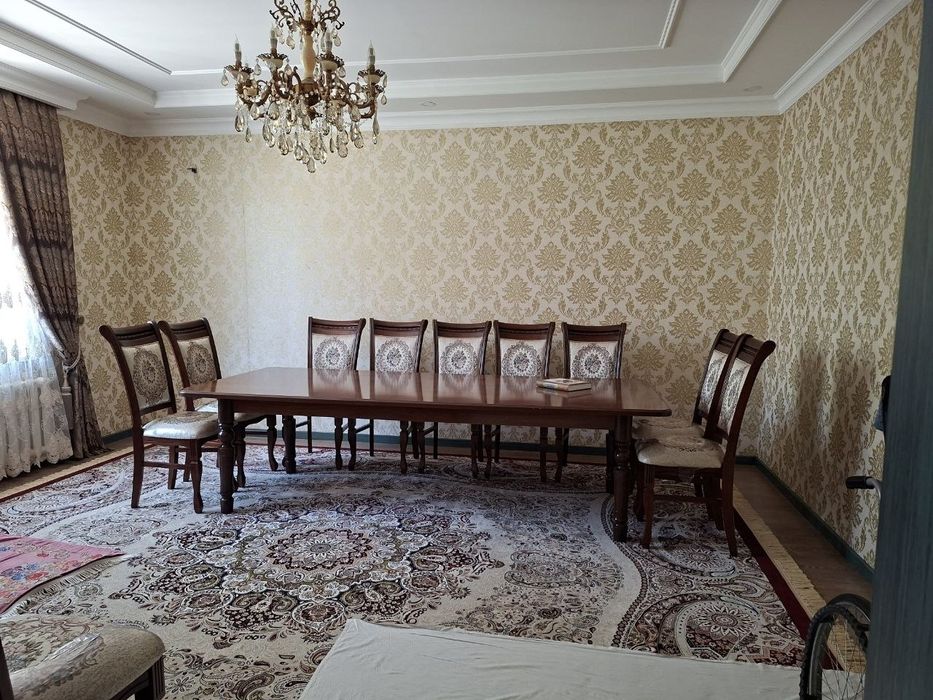 Стол 120/280 стули 14 тали