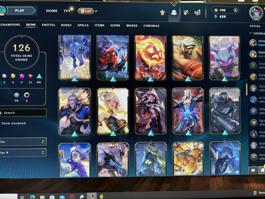 Emerald league of legends acc/ 126 skins