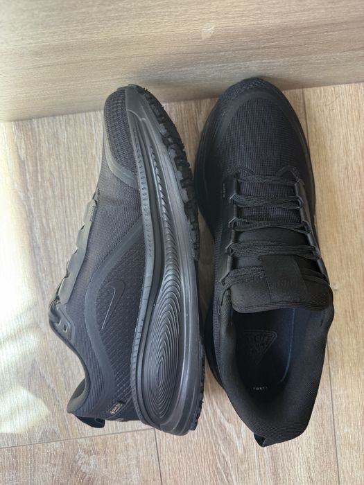 Nike Vomero Plus
