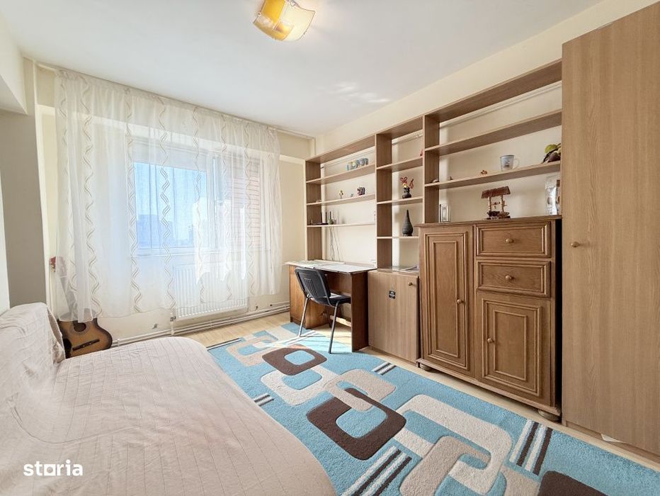Apartament de vanzare cu 3 camere in Tomis Nord