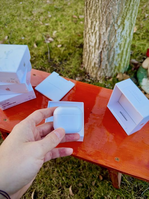 Airpods 4 Noi Sigilate