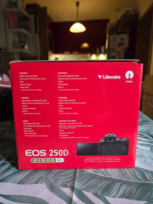 Продава/заменя Canon EOS 250D камера (само тялото)