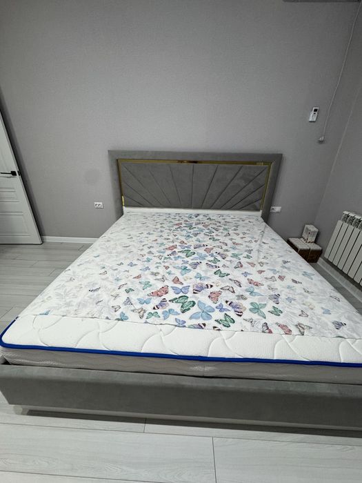 Кровать двуспальная