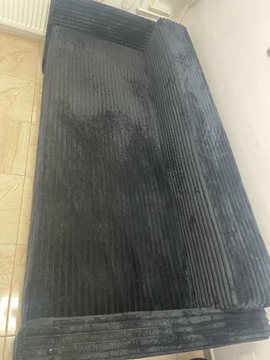 Canapea extensibila aproape noua