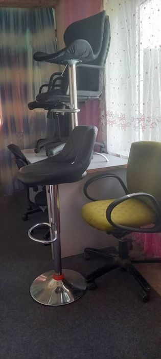 Салон кресло сотилади