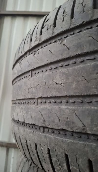 Продам комплект шин