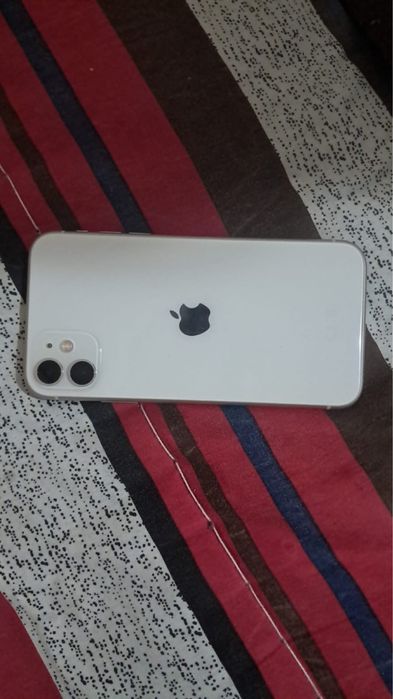 Айфон 11 64 гб 73 емкость