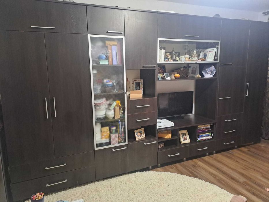 Vand mobila living ( la cerere ofer transport)