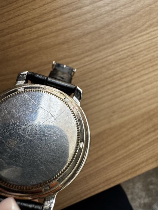 Швейцарски шасовник AP