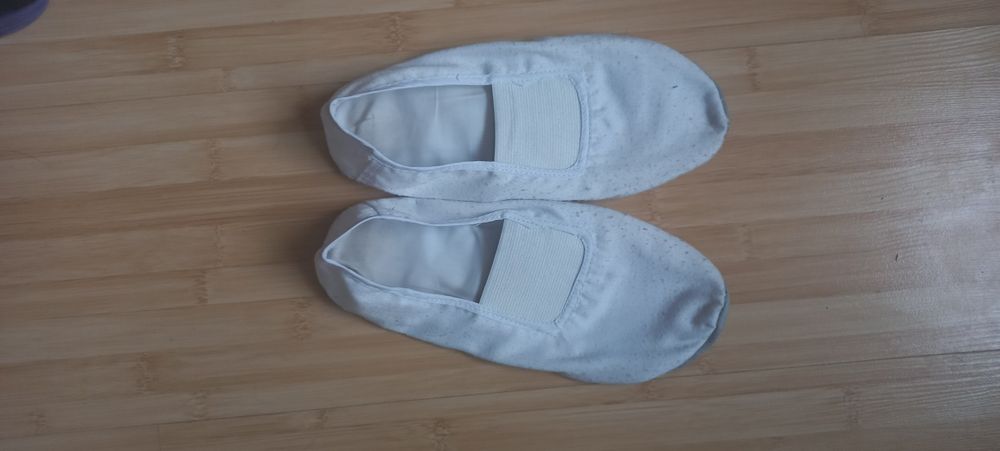 Кроссовки ,обувь продам