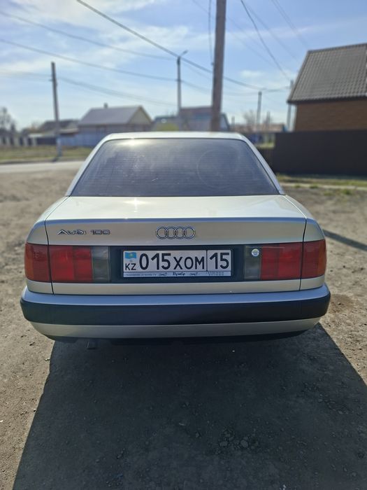 Ауди 100с4 продам