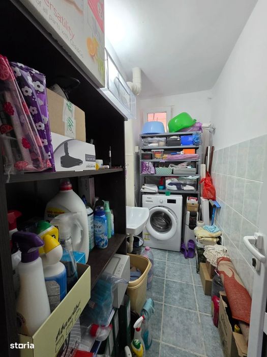 3 camere, decomandat, zona Smirodava, 2 băi, 72 mp