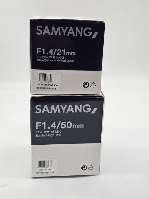 Samyang V-AF 45mm T1.9 45mm, F1.4 50mm , f1.4 21mm